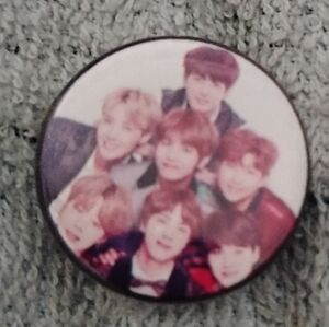 bts happy birthday art board pins button Vintage Band Photo Merchandise New....